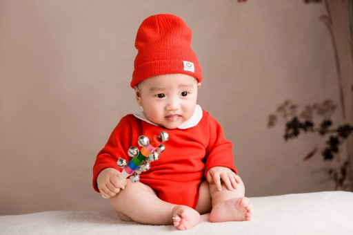 肇州宝宝几个月戴银手镯好 肇州宝宝几个月戴银手镯好